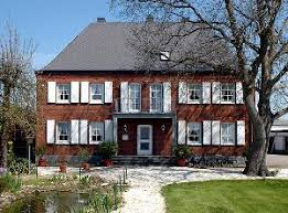 Ob wohnungen, häuser oder gewerbliche objekte. Haus Bruhl Julich