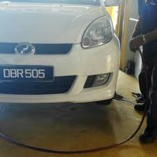 Ridzwan in 1999, main business are supplying enforcement tools, medical tools, security tools, oil & lubricants, and others. Photos At Syarikat Tayar Utara Sdn Bhd Automotive Shop In Arau