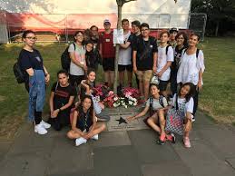 Aceasta afectiune are implicatii majore atat asupra sanatatii, cat si. English Center Esu International Summer School In London Facebook