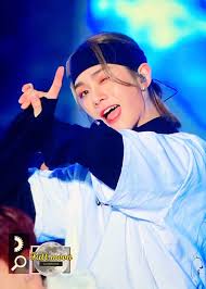 Lune from the story ✨ kpop images ✨ by peekabinnie (»ℬinniℯ.☽) with 14 reads. Lune Dkb E Chan Pretty Boys Snow White Coloring Pages
