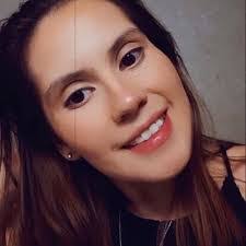 Carolina Landaverde's Instagram, Twitter & Facebook