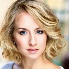 Megan Frances (@meganfrancesk)