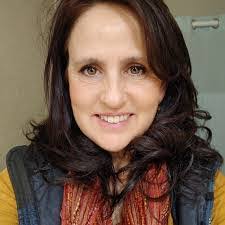 Penny Crouch's Instagram, Twitter & Facebook