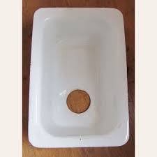 Unlike the dull look of stainless steel, a sink in color makes your kitchen brighter, cheerier. Vintage Cast Iron Undermount Kitchen Sink Dea Bathroom Machineries