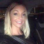 Donna Mazzone's Instagram, Twitter & Facebook