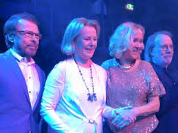 De wereldberoemde band abba heeft deze week hun comeback aangekondigd. Sweden Abba S Comeback Tv Special And New Music Delayed Until 2019