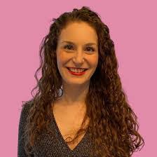 Katie Mcdade's Instagram, Twitter & Facebook