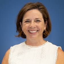 Alexandra Rossetti's Instagram, Twitter & Facebook