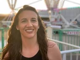 Kara Fuller's Instagram, Twitter & Facebook