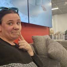 Picking furniture for the office space is a lot harder than i was hoping.  So many options, so many couches sat on.