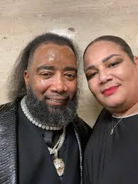 This is Awesome!! Yes, Absolutely deserving 💯 👏🏽👑!!!