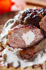 Bifteki Mit Cremiger Feta Fullung Rezept Rezepte Mit Feta Bifteki Hackfleisch Rezepte Einfach