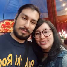 Los queloides en las orejas de Taylore le hacen tener aspecto de elfo.  ¿Podrá la doctora Lee devolver sus orejas a la normalidad para que la joven  pueda cumplir su sueño de