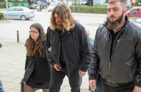 Συγκλονίζουν τα λόγια της μητέρας του γιακουμάκη Baggelhs Giakoymakhs Sto Edwlio Toy Kathgoroymenoy O Pateras Toy Newspistol Eidhseis Me Ypografh Xarhs Lempidakhs