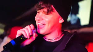 “Issues” live performance from @jewelsofdetroit_jod Friday Night Lights  showcase