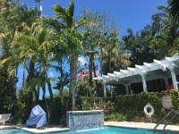 The hotel offers private parking lot onsite and heated swimming pool. Almond Tree Inn Key West Aktualisierte Preise Fur 2021