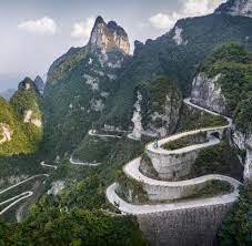 Ontdek de perfecte stockfoto's over china landschaft en redactionele nieuwsbeelden van getty images kies uit premium china landschaft van de hoogste kwaliteit. Neuer Rekord China Baut Gigantische Glasbodenbrucke Uber Canyon Welt