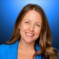 Meredith Hillman's Instagram, Twitter & Facebook