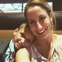 200+ perfiles de «Keesecker»