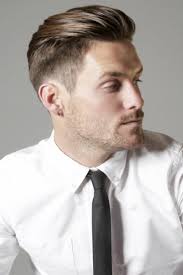 Découvrez notre vaste choix de vêtements homme, pour parfaire votre look vintage. Coiffure Tendance Idees Homme Coupe Tendance 2017 Idee Printemps Ete Coupes De Cheveux Et Coiffures Pour Hommes Automne Hiver 2016 2017 Coiffures Pour Hommes Printemps Ete 2017 Coiffure Classique Cotes Rases Ait Salem Pctr Up
