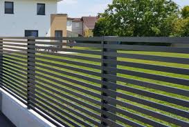 Brix Frontline Alu Zaun Tor Horizontale Profile Brix Zaune Tore Aus Aluminium Vorgarten Zaun Zaun Ideen Alu Zaun