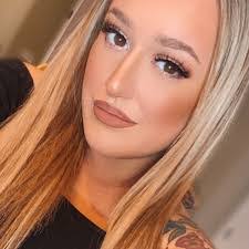 Angie Jasmine's Instagram, Twitter & Facebook