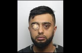 Public told not to approach Banbury man who is wanted