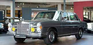 Running engine but in need of a new fuel pump in order for it to drive. Mercedes Benz 300 Sel 6 3 W109 Classic Sterne