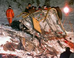 A cable car has fallen at lake maggiore in northern italy, killing at least 12 people and injuring two officials initially said 11 people were on board at the time of the accident, nine of whom were killed. On This Day The Cavalese Cable Car Disaster February 3 1998 2020 Laptrinhx