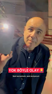 “I LOVE U BABY”, @beyoglusondakika34 , Galataport’ta yılbaşı gecesi bir  AVM’nin otoparkında Çin uyruklu Ren bey ile kadın sürücü ve yanındaki adam  arasında sıra tartışması çıktı. , Adam, Ren’in ...