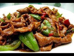 Selain opor ayam, rendang daging, dan ketupat, semur daging juga menjadi favorit masyarakat indonesia. Resep Tumis Daging Cabe Ijo Enak Dan Praktis Youtube