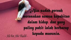 Ketika pikiranku memaksaku untuk pergi, namun hati ini memintaku untuk tetap di sini. Kata Kata Kesal Sama Teman Yang Ngena Di Hati Kepogaul