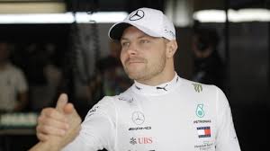 Get latest updates as well as news on the mercedes f1 driver valtteri bottas and his net worth, earnings, salary and endorsements of 2021 season. Motorsport Valtteri Bottas Bleibt Sport Sz De