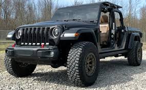 We Install The Maximus 3 Jt Roof Rack System On Our Long Term Gladiator Rubicon Moparinsiders