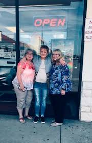 Always loved her': Sisters reunited decades later