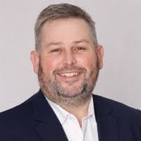 Greg Lovell's Instagram, Twitter & Facebook