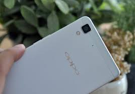 Oppo R7 review: Oppo's R7 charms with a ...