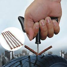 Bagi memulakan proses menukar tayar, pemandu hendaklah terlebih dahulu mengambil alat pembuka tayar yang disimpan di bawah tempat duduk pemandu hadapan. Kit Tampal Tayar Bocor Kereta Car Tubeless Tyre Puncture Repair Tool Kit Ready Stock Shopee Malaysia