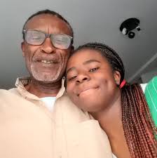 VALEUR DE STARS : De son vrai nom,bibiche tuta connue sous le nom de  belinda est une actrice extraordinaire du théâtre congolais, elle se fait  connaître pour ses nombreux rôles dans de