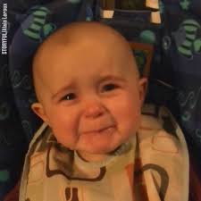 This baby was so moved by her mother's singing that it drove her to tears  👶❤️