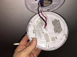 A carbon monoxide detector or co detector is a device that detects the presence of the carbon monoxide (co) gas to prevent carbon monoxide poisoning. One Of My Alarms Is Beeping Every Few Minutes Kidde Hard Wired Smoke Carbon M Pushing The Test Button