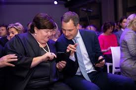 Find the perfect alexander de croo stock photos and editorial news pictures from getty images. Alexander De Croo Nomme Premier Ministre Il Faut Un Equilibre Formation Gouvernementale 7sur7 Be