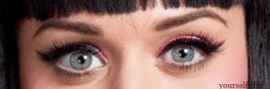 Katy perry stopped by a connecticut radio station (virtually, of course) on monday (june 22) to dish about a katy perry reveals inspiration behind upcoming 'kp5' track 'teary eyes' in new interview. Olhos Ojos Augen Gif On Gifer By Whiteseeker