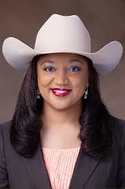 Wendy Lewis Armstrong: Breaking Barriers and Celebrating Black Heritage at  the Houston Rodeo