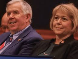 Know, abide in Jesus,' Qualls tells elected officials • Pathway