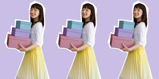 Le pliage selon marie kondo. Konmari 5 Erreurs De Rangement A Eviter Selon Marie Kondo Marie Claire