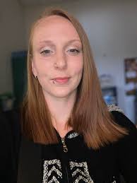 Today I hit one week no cigarettes!!!! Longest week of my life and probably  one of the hardest weeks at that it's definitely hard but holy cow I'm  doing it !!!!! |