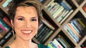 Cinthia toledo, jornalista conhecida por suas entradas ao vivo diretamente do globocop, apresentou seu primeiro filho, thiago, no instagram. Globo Vai Testar Duas Reporteres Para Lugar De Gloria Vanique Istoe Independente