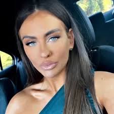 Abbie Allison (@abbie_allisonxo)