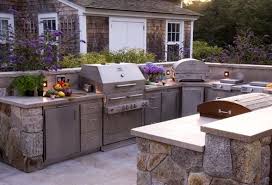 U Shaped Outdoor Kitchen W Everything Including An Outdoor Artisan Pizza Oven Kris Horiuchi Build Outdoor Kitchen Outdoor Kitchen Cabinets Outdoor Kitchen
